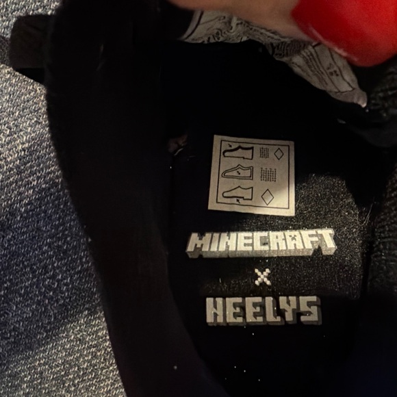 Heelys Black and Green Minecraft Creepers Size 13C Sneakers Roller Shoes Unisex - Picture 8 of 12